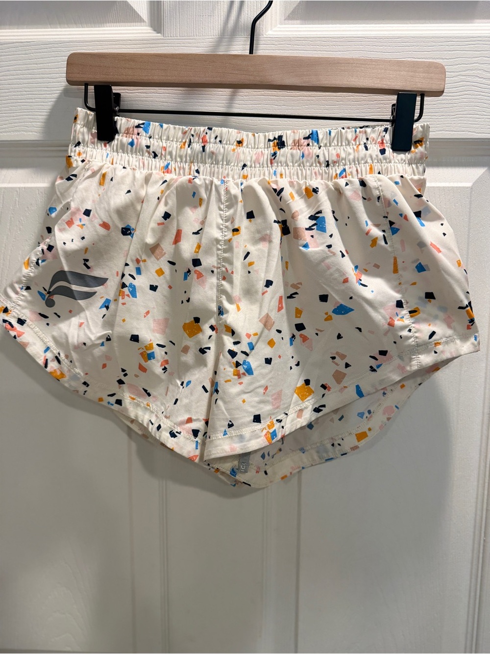 Fabletics Full Speed Mid-Rise Running Shorts-Terrazzo/Reflective Logo-Size Small - Picture 4 of 11